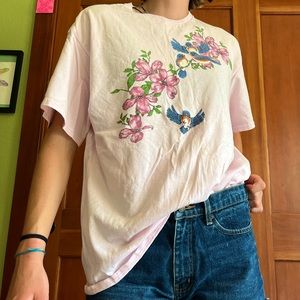 Vintage Pale Pink Grandma Bird Tee!